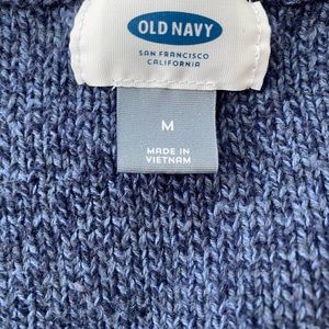 Old Navy sweater